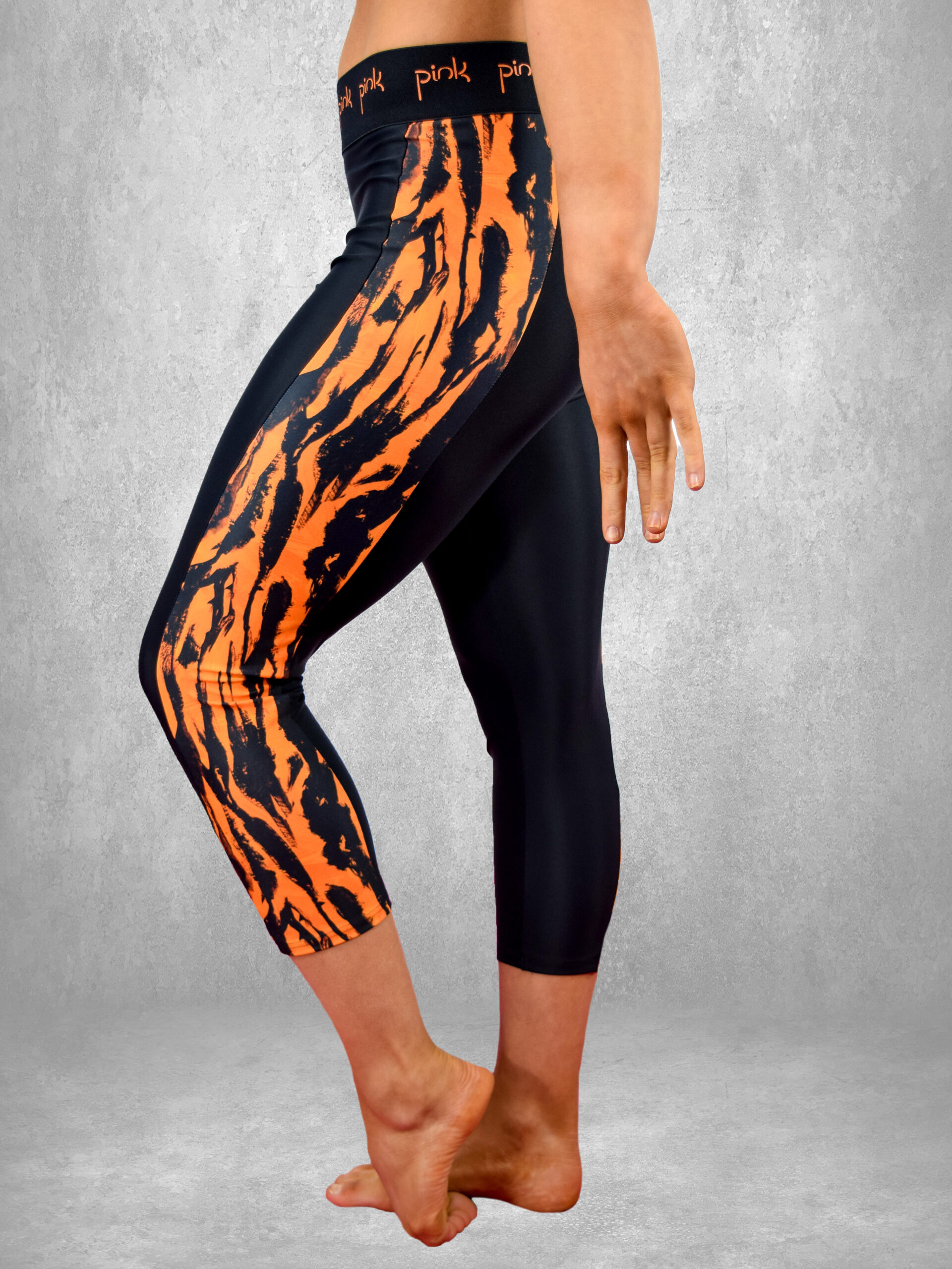 https://pinkleisurewear.co.uk/wp-content/uploads/2022/03/Tiger-Leggings-Side-scaled.jpg